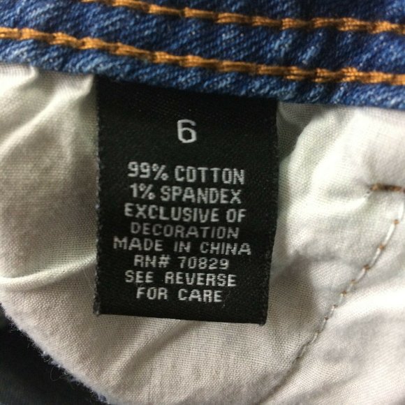 Rue 21 Womens Capris Crop Jeans Sz 6 Distressed Faded Ripped Raw Hem 26x12" Y2K - Picture 7 of 7